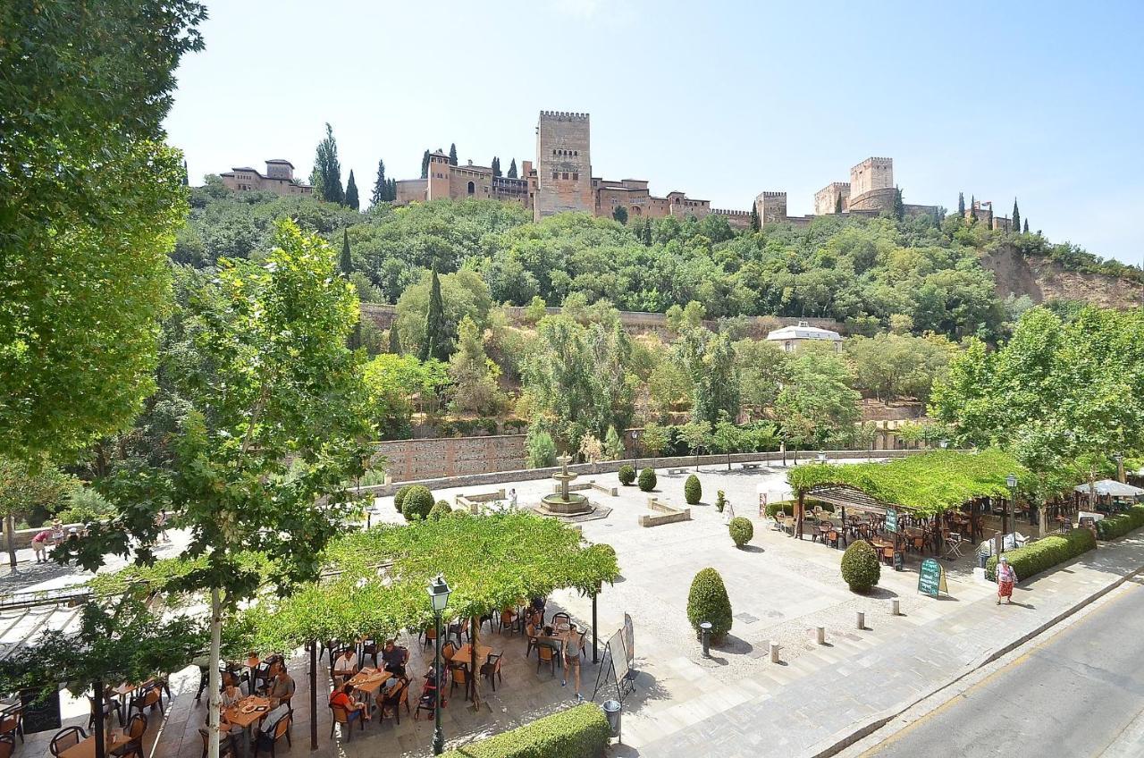 The Nasrid Palace From Your Bed ! Γρανάδα Εξωτερικό φωτογραφία
