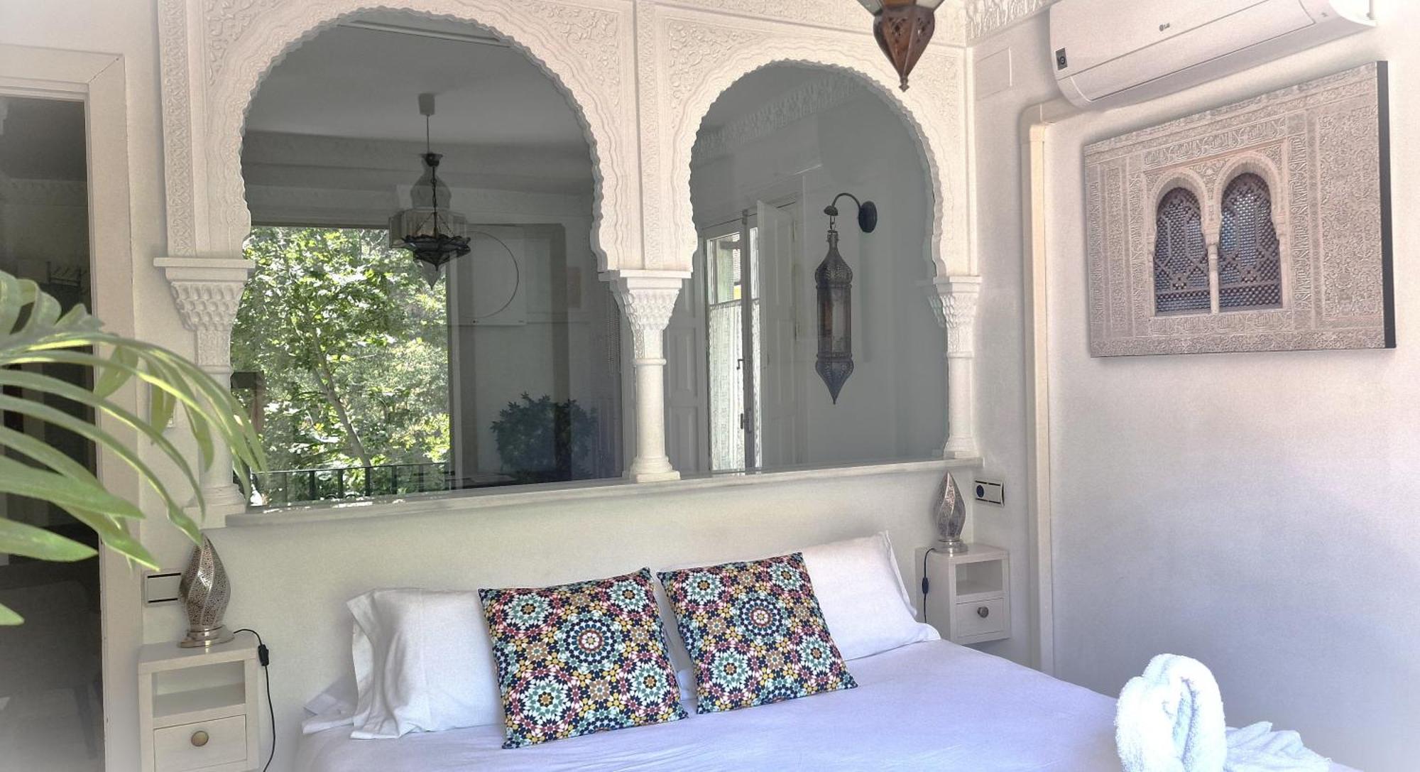 The Nasrid Palace From Your Bed ! Γρανάδα Εξωτερικό φωτογραφία