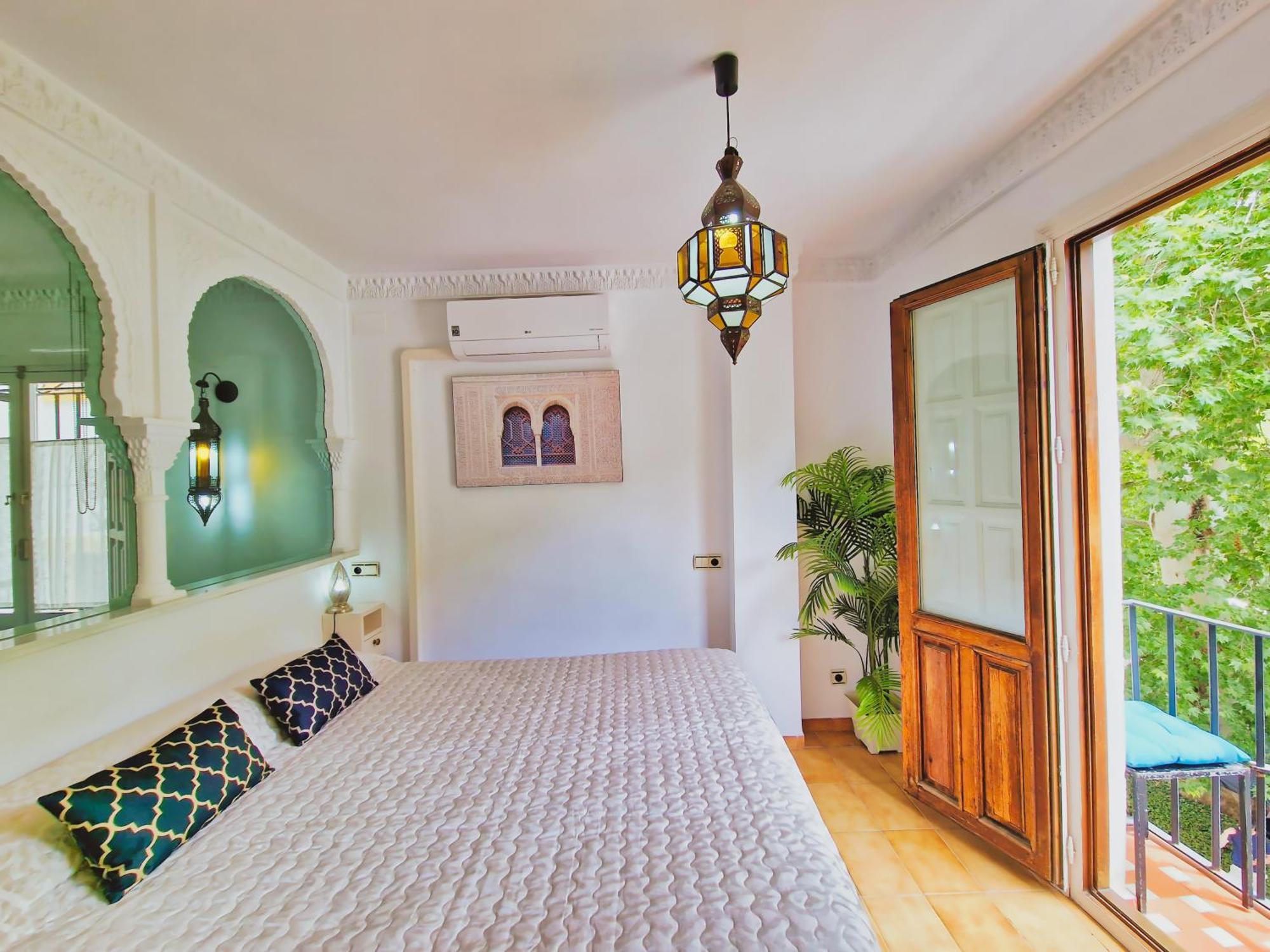 The Nasrid Palace From Your Bed ! Γρανάδα Εξωτερικό φωτογραφία